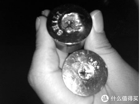 锁孔|房子锁孔被502胶堵了，黑手难确定，打火机和清洗剂能去掉胶水？