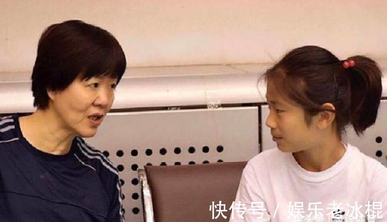 妹妹|朱婷14岁的妹妹身高逼近姚迪,球迷期待她能成为“小冯坤”