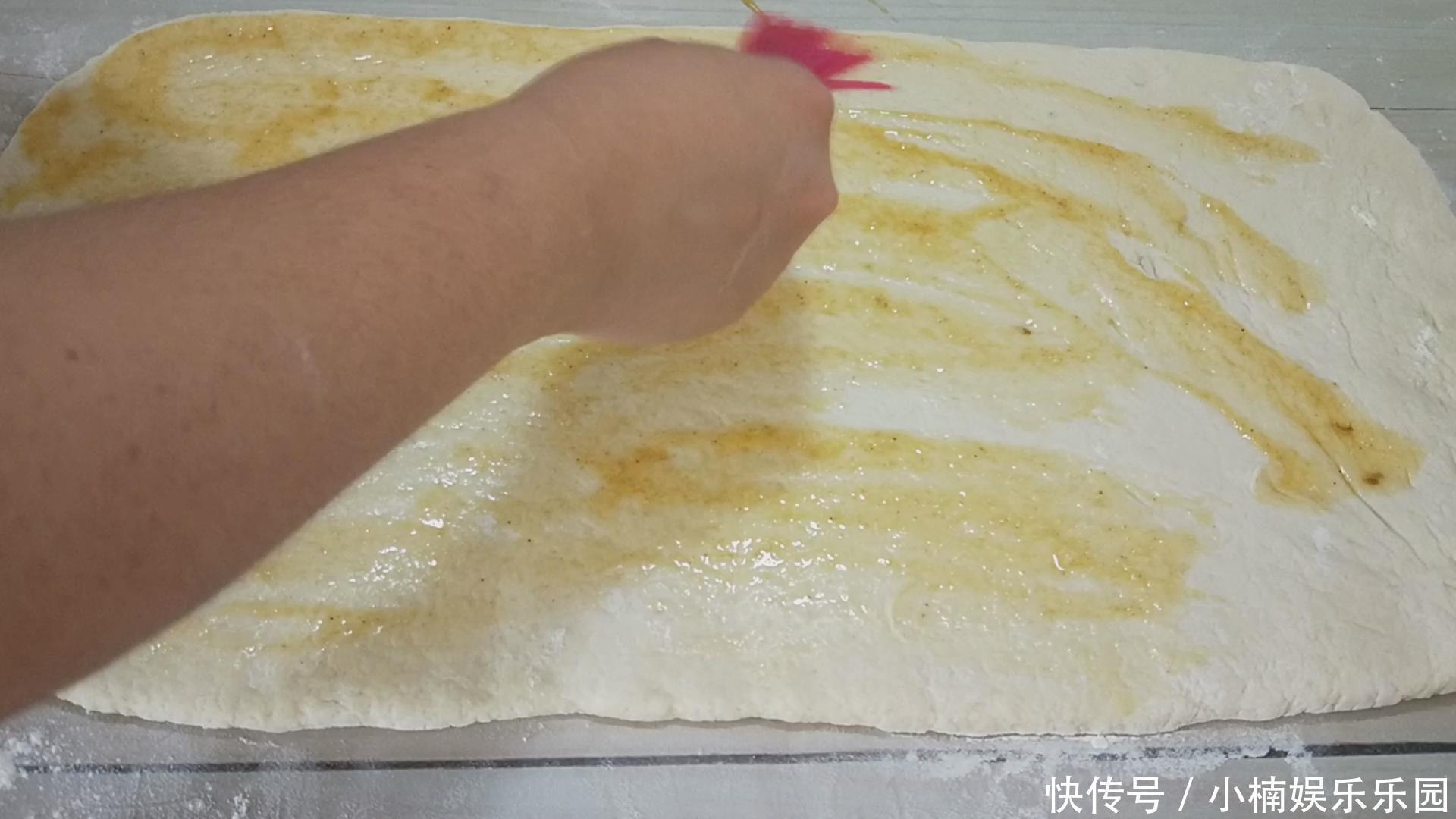早餐饼又出新做法,比包子馒头都好吃,我家一周吃三次,太香了