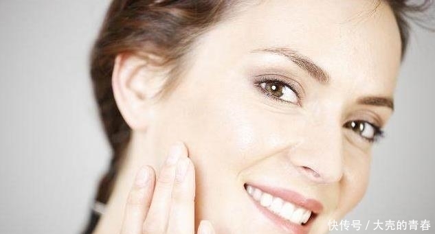 黑糖|女人皮肤不好别总是敷面膜,多吃这5种食物,美容养颜抗衰老!