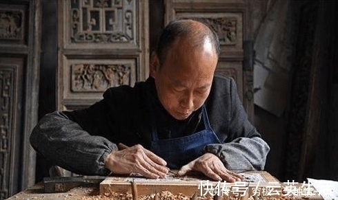 繁荣#丈夫藏了600年的私房钱,躲过了妻子和两任收藏家,却被专家发现