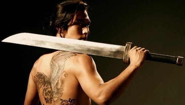  卢俊义|水浒传：为什么燕青可以全身而退？原来背后有高人相助