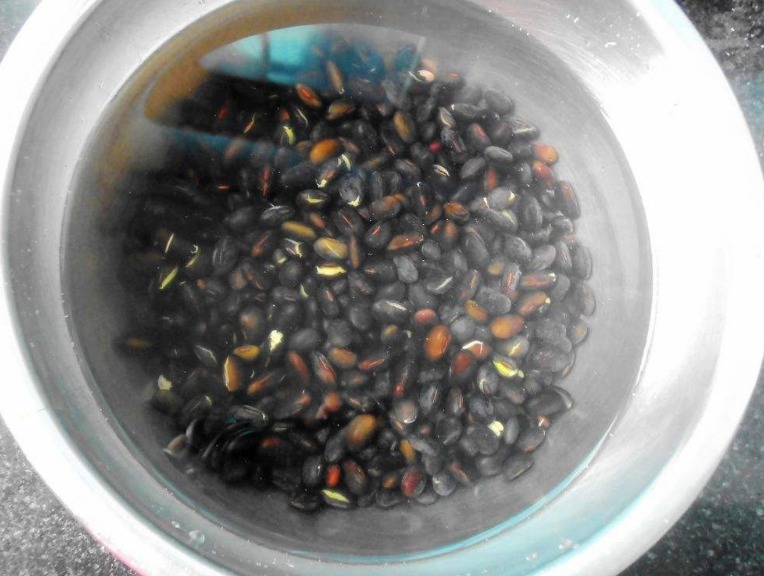 维生素e|“天然维生素E”被发现,女人再穷也别舍不得吃,抵抗熬夜伤害