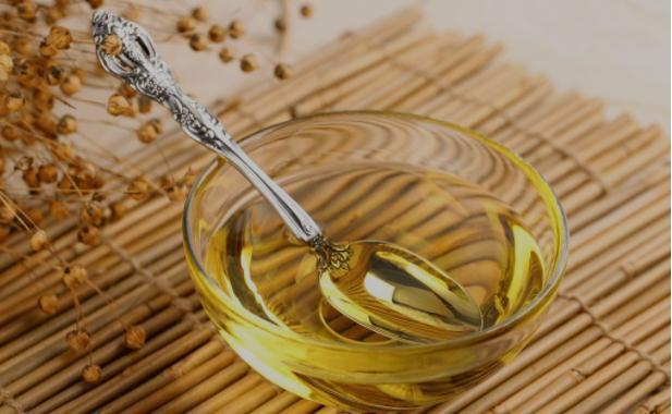 花生油、菜籽油、玉米油，哪种油更健康？提醒：这2种油尽量少吃