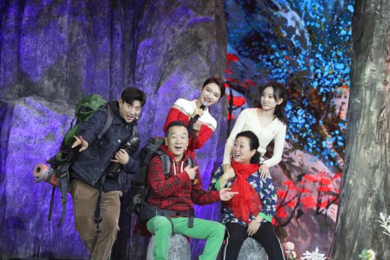 主持|央视重阳晚会 “五美”同台主持，因为今天也是“女儿节”