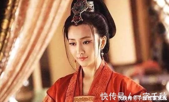 上联|才女出上联招亲“天字出头为我夫”,穷秀才的下联太经典了