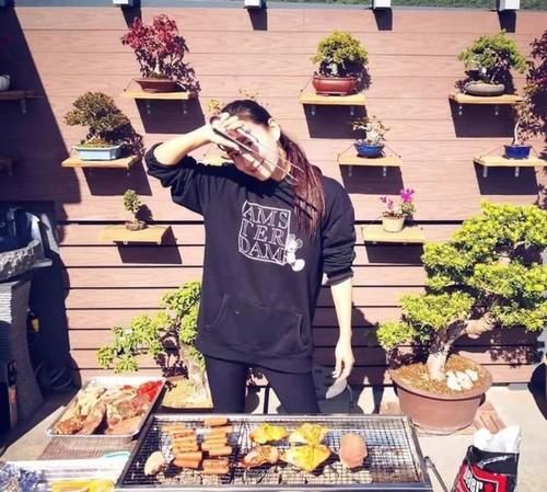 私生活|私生活大公开,江若琳拍片大晒奢华复式豪宅,窗外海景一览无遗