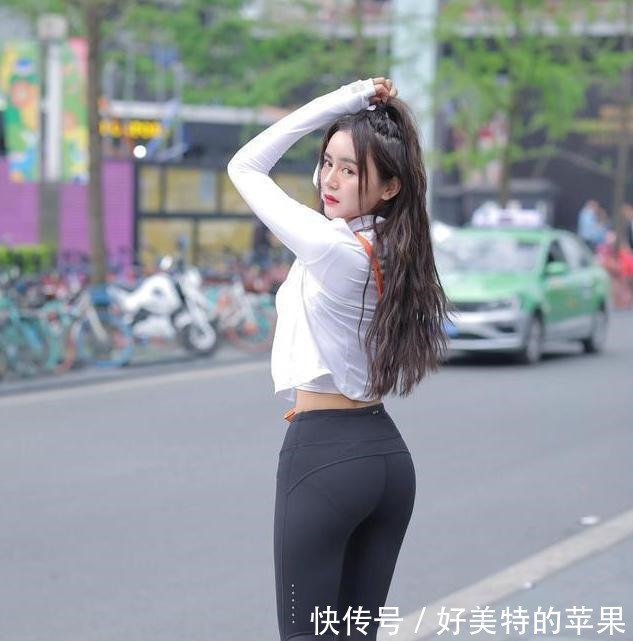瑜珈裤 黑白分明是一种时尚,让“瑜伽裤”成为重点,展现潮流新趋势!