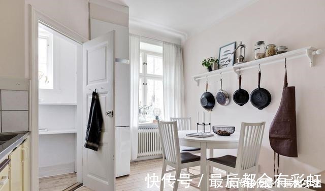 全屋|小户型64㎡,他坚持装一半玄关,在储藏室里做书房!太聪明了!