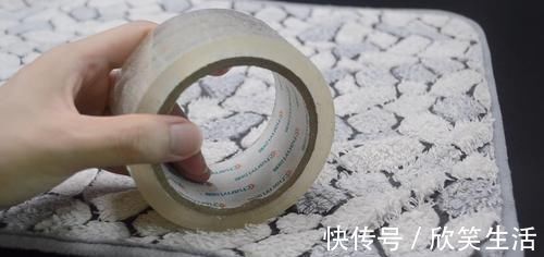 污渍|无论地垫多脏多旧,立马学会这窍门,污渍灰尘自动脱落,太实用了