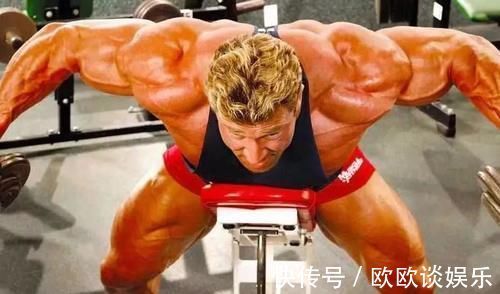 如何练出3D虎头肩,1篇文章3束肌肉,全面解开疑惑不入坑