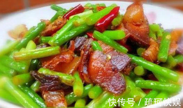 蒜苔|美食推荐麻辣田鸡,口菇炒肉,黄豆鸡脚,腊肉炒蒜苔的做法