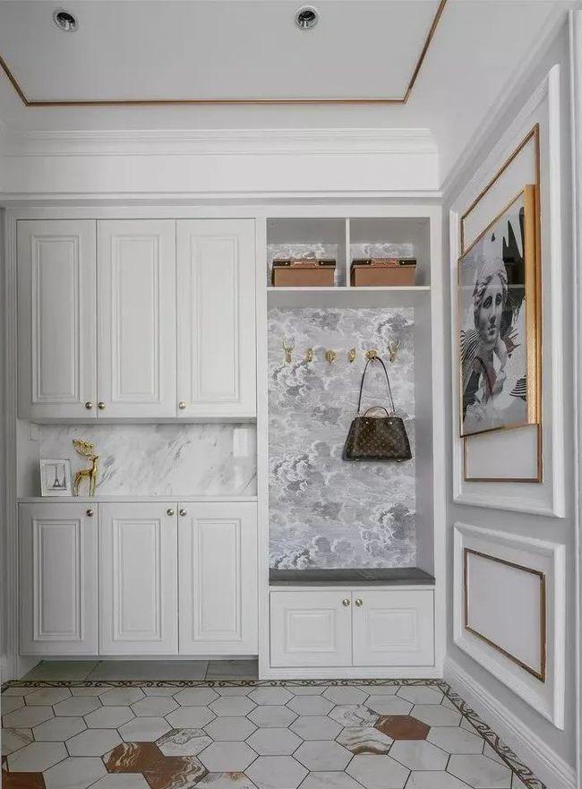 衣帽间|只在玄关打了一排柜子,发到朋友圈点赞上千,都说回家拆了重装!