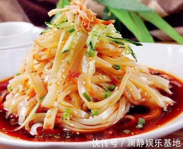 凉皮|4种主食,堪称喝油,减肥可要管住嘴!换成这3种热量低,还饱腹
