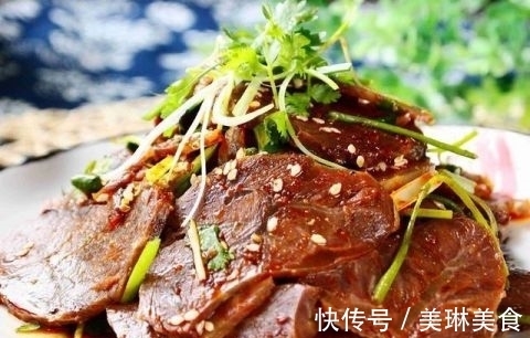 过节餐桌上必备的几道家常美食 简单易学又好吃