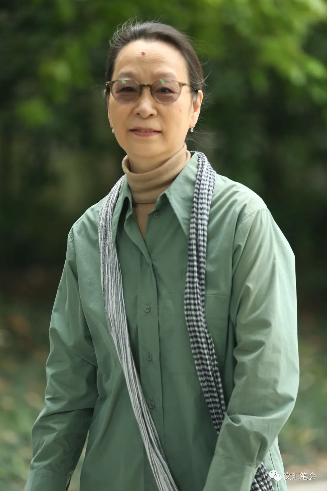 我们这一代！我喜爱的那个作家去了 | 奚美娟