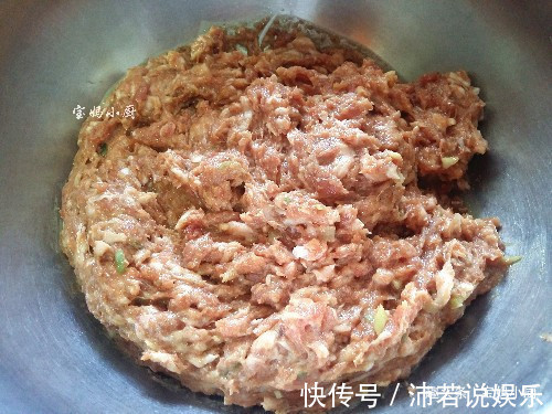 春季特有菜，不做饺子太可惜，香润多汁还不油，1周5顿吃不够