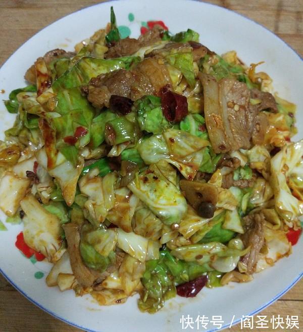 包菜炒肉|减脂瘦身的晚餐就是它了，吃了以后体重蹭蹭往下降，成本只要2元