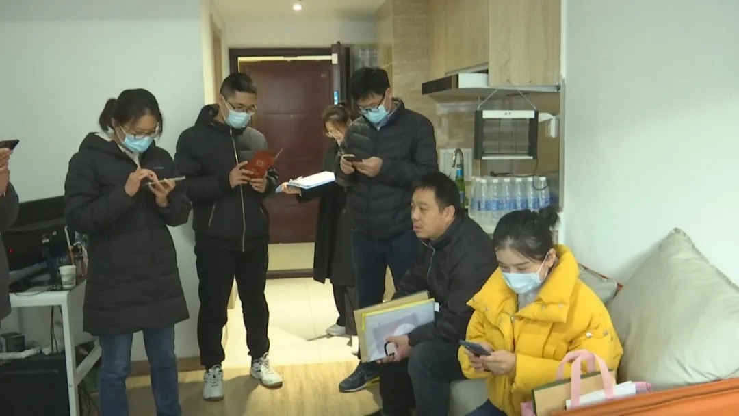 工作人员|公寓托管遭遇租金纠纷,房主该如何维权?