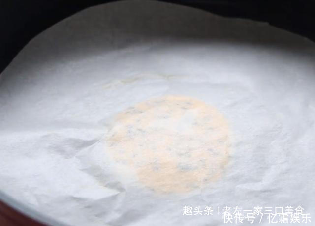 用3个鸡蛋做的小零食,香甜酥脆,平底锅就搞定,比买的还香