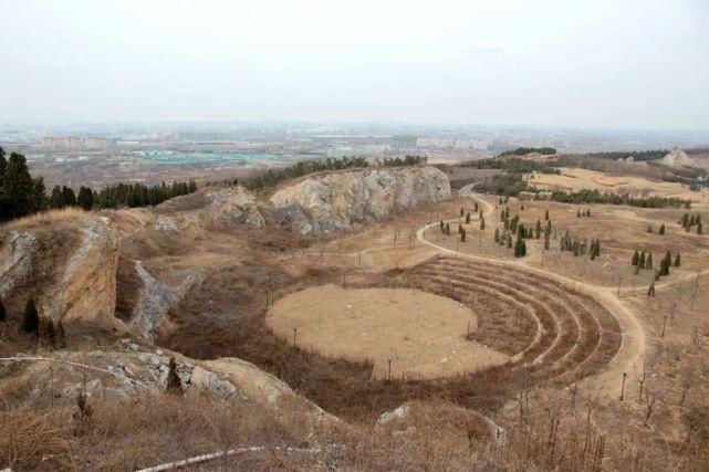 九顶山公园里有座军屯汉墓，墓主人是谁却众说纷纭