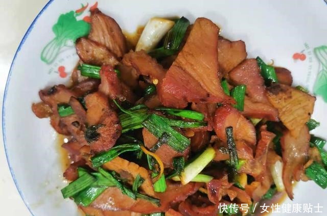  分享一家4口的家常晚餐，4个菜成本只要30元，网友太贤惠了