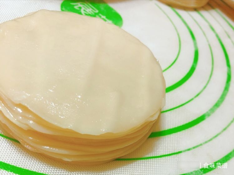 面食最好吃的做法，不用和面不用蒸，出锅外酥里嫩，孩子点名要吃