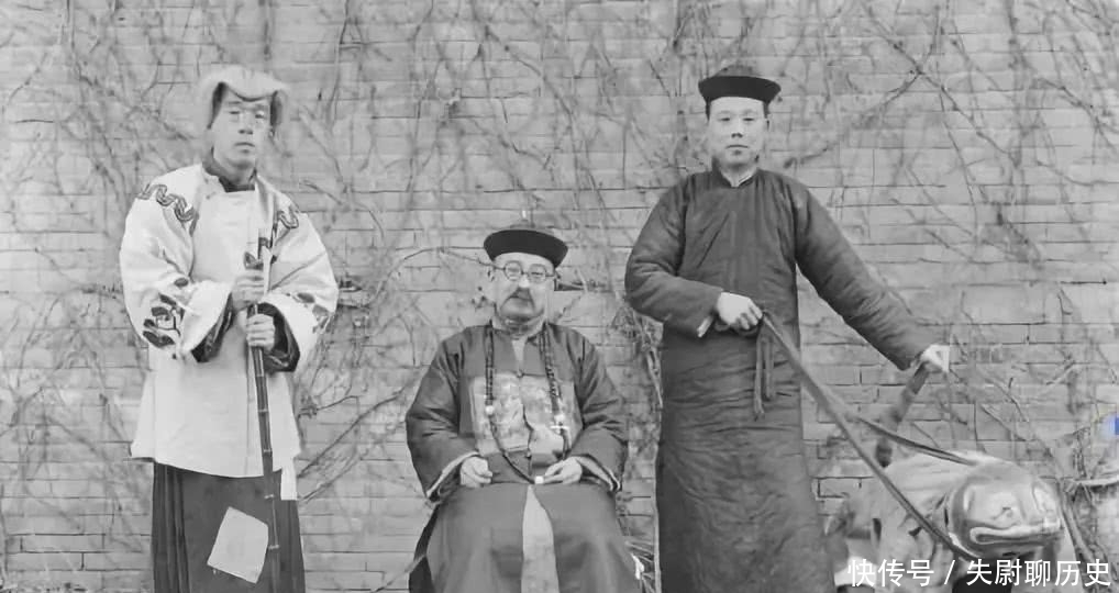 满族人建立的清朝,为什么没有大规模推广满语?