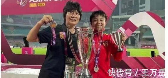 联赛|中国足球迎历史性一刻,教育部官宣:组织校园足球联赛