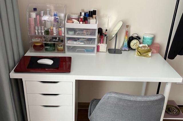 装修|越来越多人不做吊顶,不做电视墙,看看她家装修,简约又漂亮