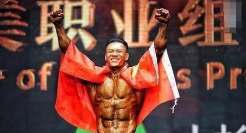 鹿神|中国第一个健美冠军，鹿神成神之路，亚洲几乎没有敌手