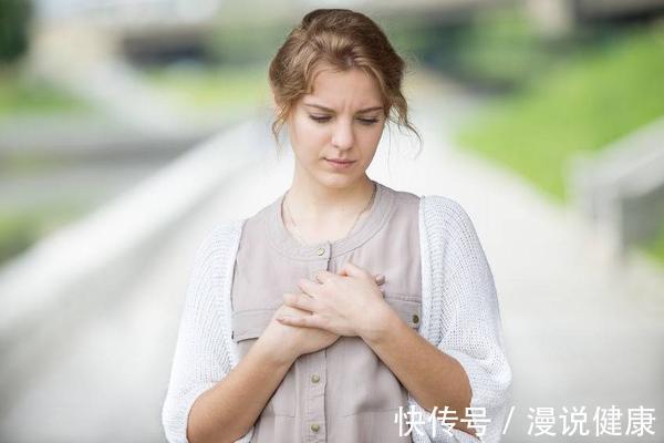 乳头|体内有癌，胸部先知？女性胸部若有4个迹象，需尽早排查乳腺癌