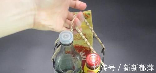 空油桶上穿2根绳子，真是厉害了，解决了困扰大家的一大难题，实用