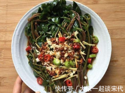 湿热|临近预产期时,为了胎儿能顺利出生,这4种食物就别吃了!