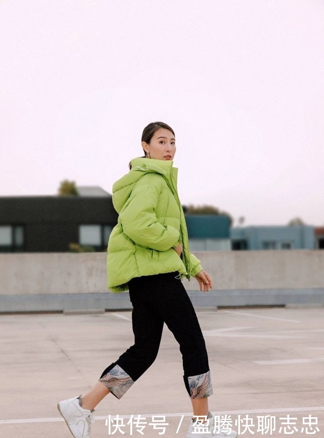 长大衣|小个子别穿“长大衣”了,今冬试试“短外套”搭裤子,显高显腿长