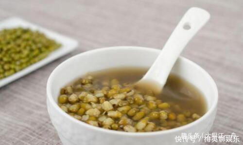 滴上几滴白|绿豆汤怎样熬才不发红大厨只需多做这一步,绿豆汤久熬不红