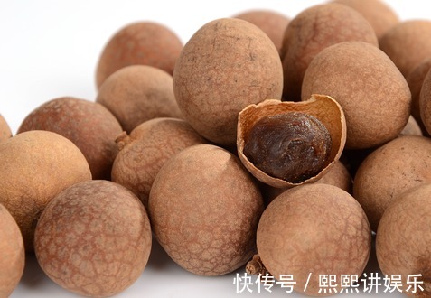 泡水|桂圆还在干吃拿来泡水喝,有着不为人知的好处,很多人不清楚