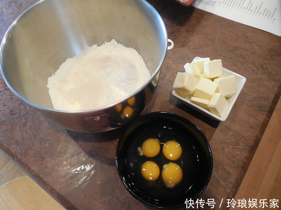 冬天,面包别再买了,自己在家做,不用一滴水,柔软拉丝真好吃!