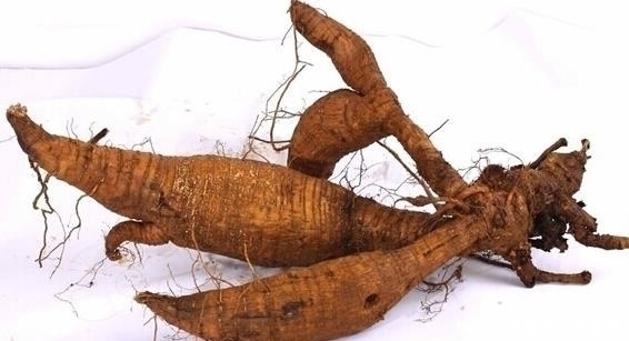 卵巢|女人不想满脸褶,4种“零嘴”要多吃,到六十岁也没皱纹