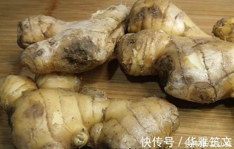 生姜放锅里蒸一蒸，作用这么厉害，好多人不知道，长见识了