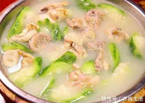 美容養顏|它和絲瓜配著一起煮絕配，湯鮮味美，成本不到10塊錢，夏天吃有口福了