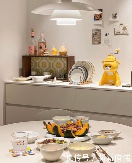 刷白墙|参观28岁韩国主妇的家，全屋刷白墙无主灯设计，每处细节都很治愈