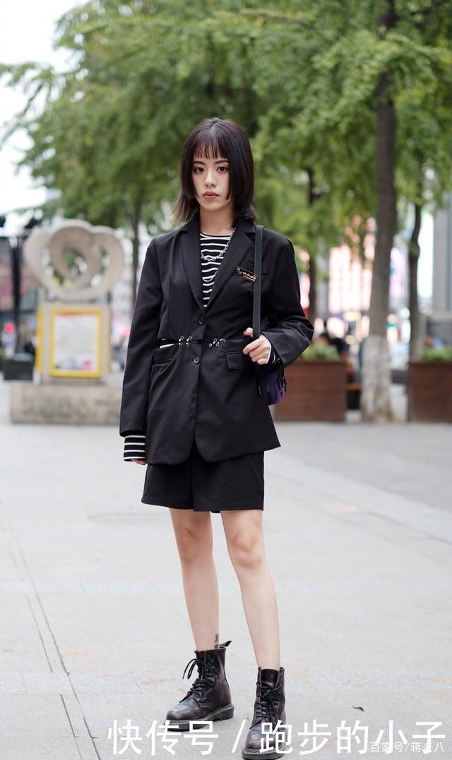 美女街拍寒玉本无心,奈何总深情。入我相思门,知我相思亦有甜