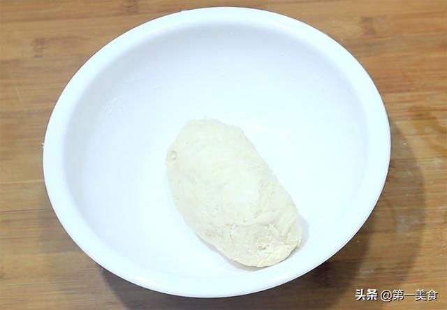 松软|花卷别再用老一套了,教你最新做法,层次多又松软,比面包还好吃