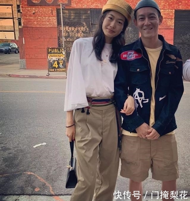 拼色 小白鞋、小黑鞋穿腻了?五彩斑斓的「拼色运动鞋」,该上名单了!