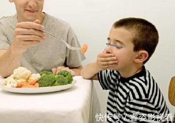 侏儒症|孩子缺锌身体会发出预警,这个信号一出现,娃多半已被侏儒症盯上