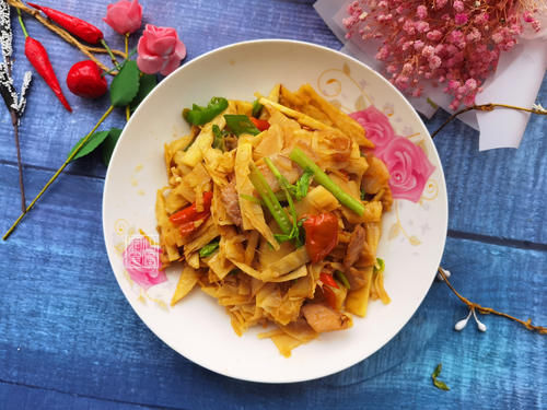 炒冬笋时，到底要不要焯水？牢记这“3点”，冬笋脆嫩入味不涩嘴