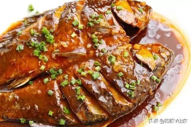 红烧鲫鱼|推荐回味无穷的12道家常菜，美味简单营养，解馋下饭，味道超赞