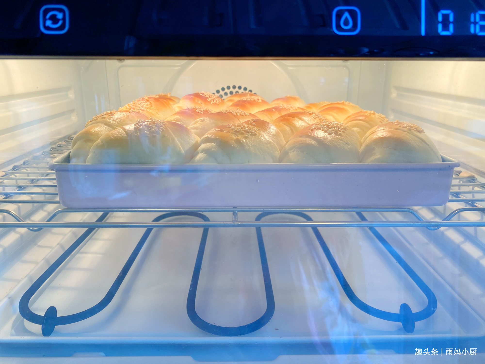 用了九年的面包配方，奶香浓郁又拉丝，做法简单，比买的好吃