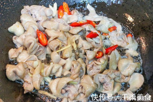 洋葱|猪身上最好吃的部位当属它了，一上桌就被抢着吃，味道100个赞！